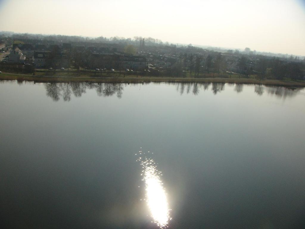 Hotel Restaurant Lakeside Уитхорн Екстериор снимка